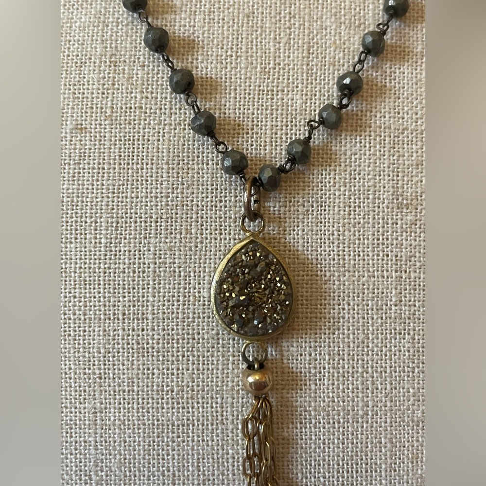 Dainty Beaded Necklace - Picture 2 of 3